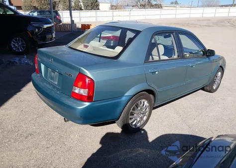 2002 Mazda Protege Dx/Es/Lx z USA, uszkodzony, nr VIN JM1BJ225021595858